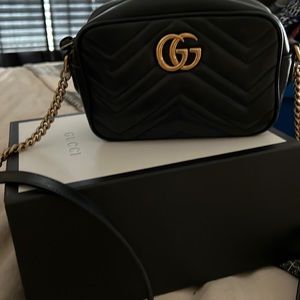 100 percent authentic Gucci marmont mini shoulder bag